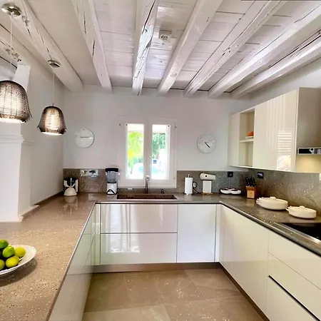 Дом отдыха Vlanda With 4bedrooms In Mykonos *